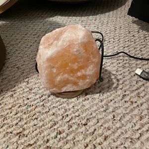Salt lamp